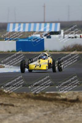 media/Mar-16-2025-CalClub SCCA (Sun) [[e72803ec8c]]/Group 3/Qualifying (Turn 1)/